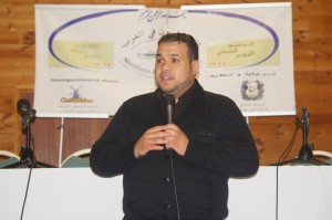 Yassin Elforkani spreekt in mei 2013 in Bruinisse op een islamkamp van de Nederlandse Moslimbroeders.