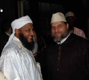 Onderonsje in Caïro tussen de Mauritanische Moslimbroeder Ould Dedew (links) en de Nederlandse salafist Fawaz Jneid.